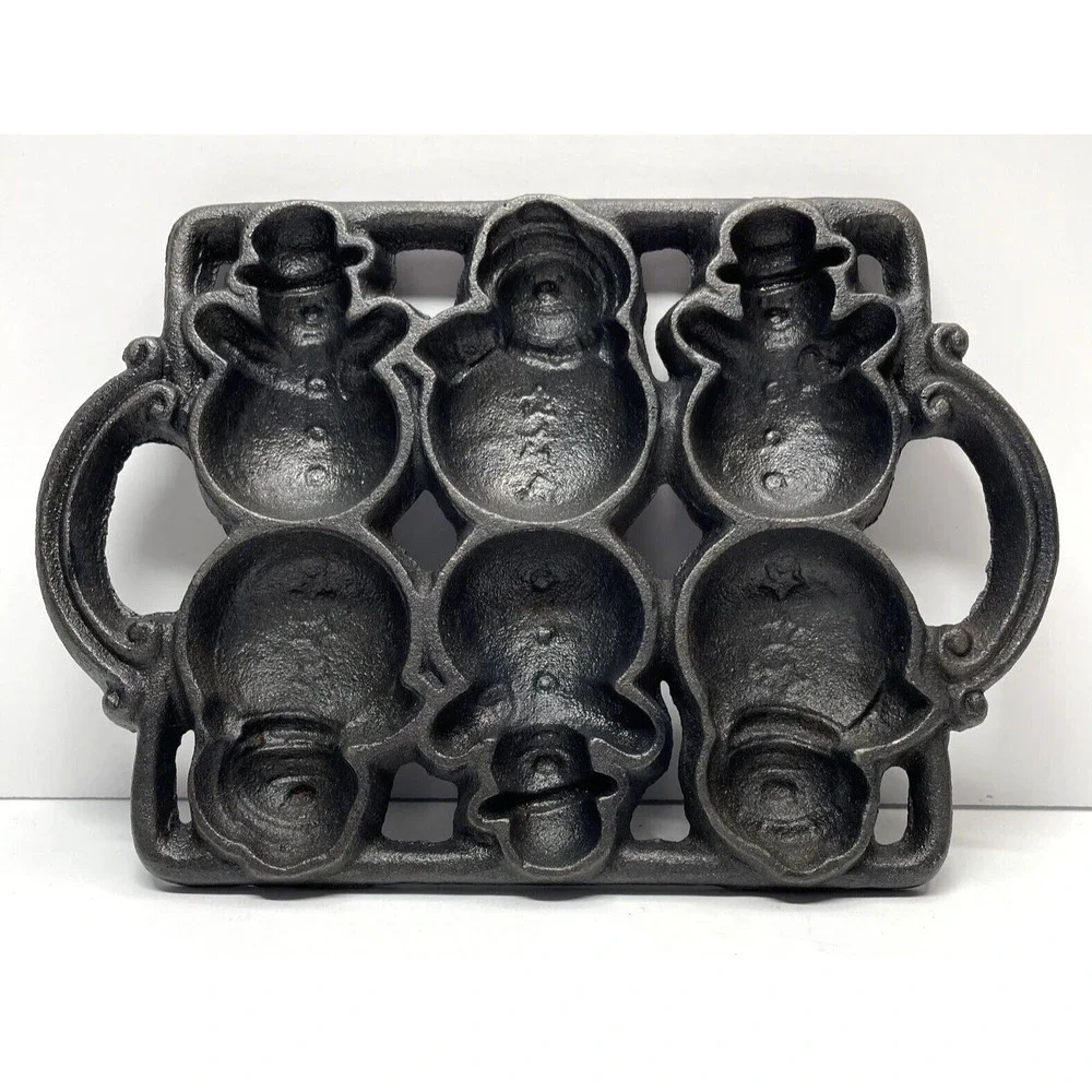 Vintage Snowman Cast Iron Mold Pan Cooking Candy Baking 9